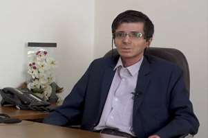 تقدیر از جناب آقای دکتر پرویزی در نوزدهمین جشنواره آموزشی شهید مطهری دانشگاه علوم پزشکی شیراز